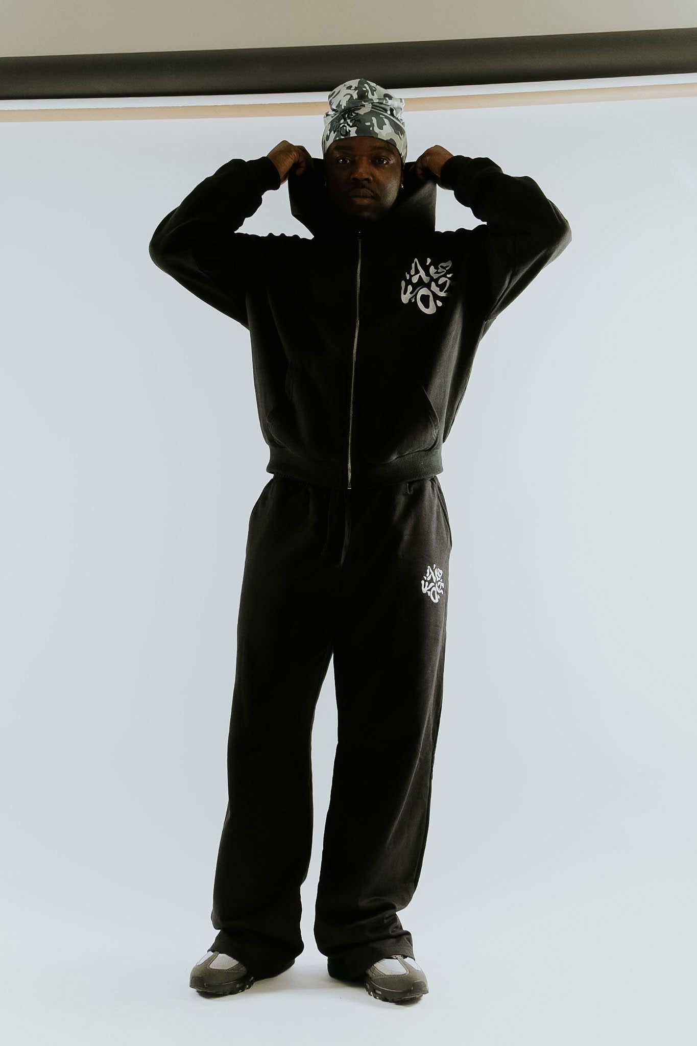 JOGGING LOOSE FIT